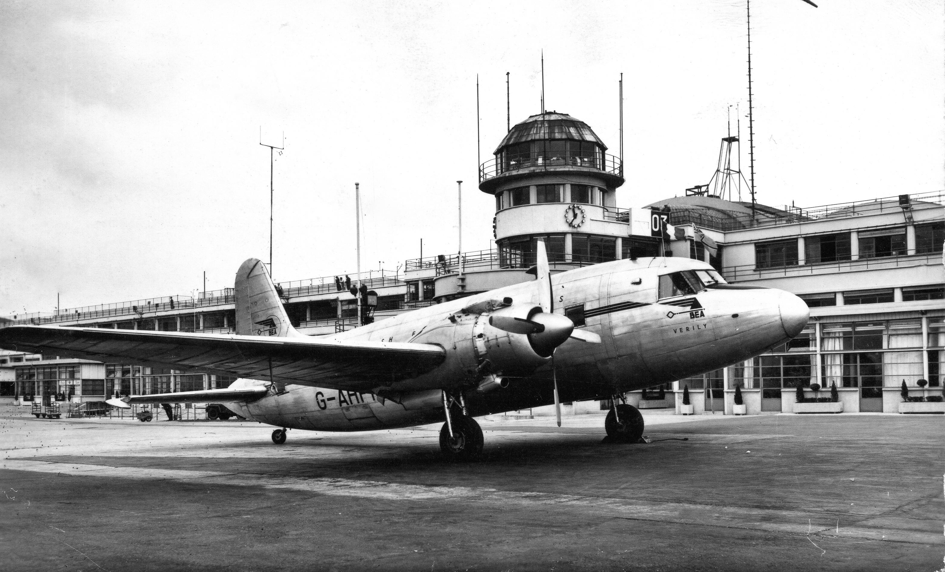 Vickers 610 Viking 1B De BEA G-AHPK Au Bourget (collection Michel ...